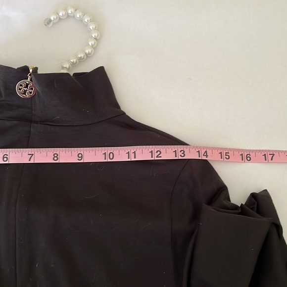 TORY BURCH - BLACK LIGHTWOOL TOP - Picture 9 of 9